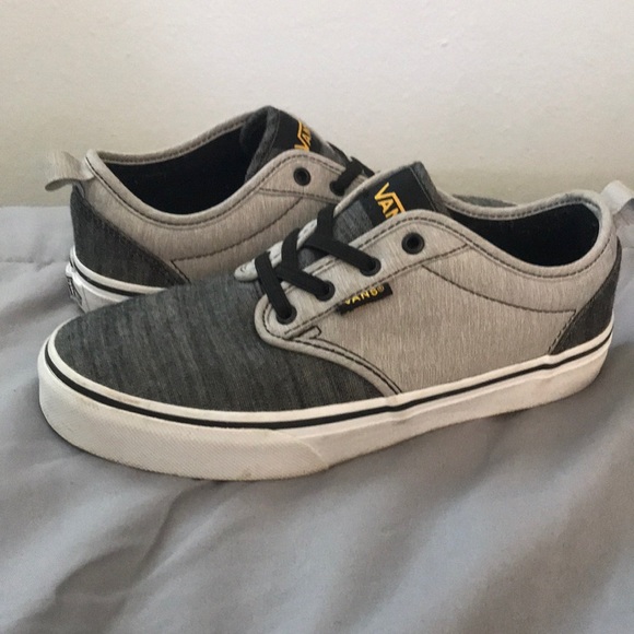 boys vans size 2.5
